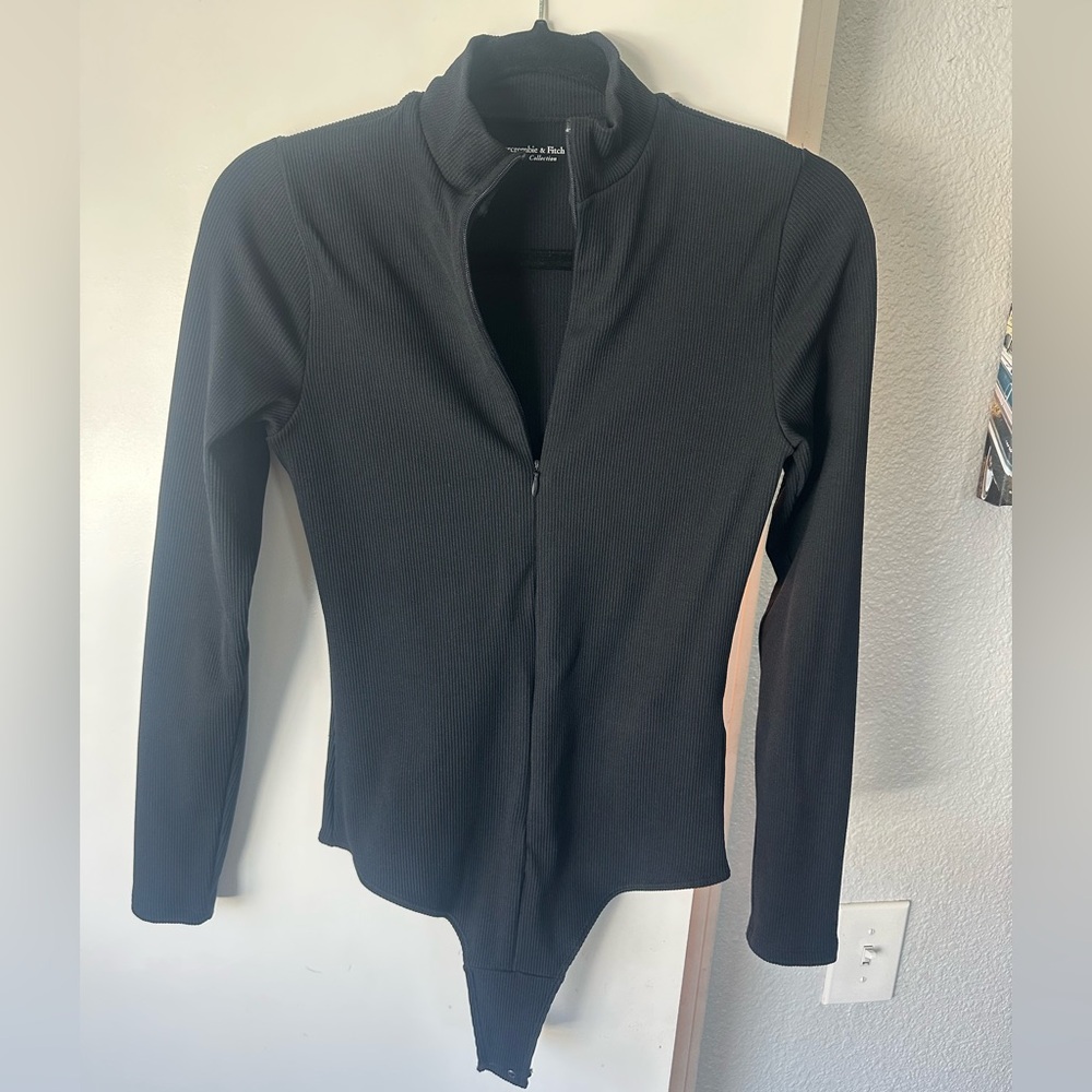 Abercrombie bodysuit size Medium